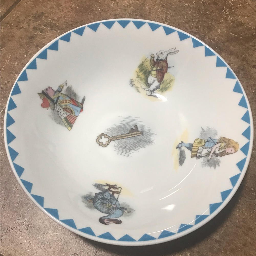 Alice in Wonderland bowl dish Art Institute of Chicago Dodo Bird Queen of Hearts